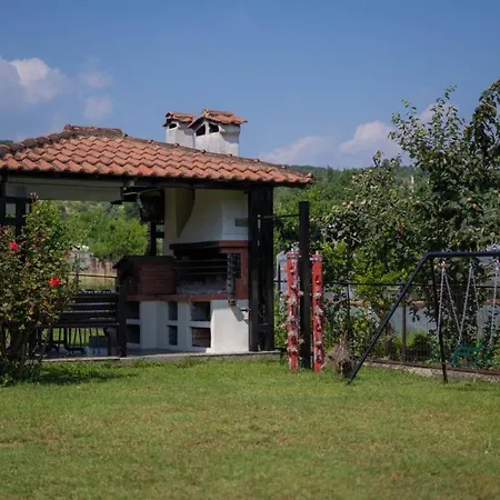 Apartment Cozy Garden Hideaway