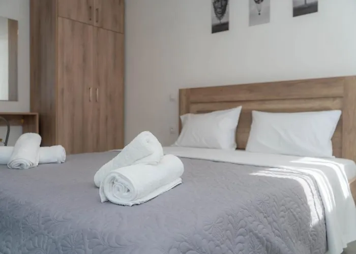 Cozy Garden Hideaway *