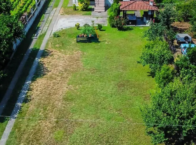 Cozy Garden Hideaway Apartament Kalambaka